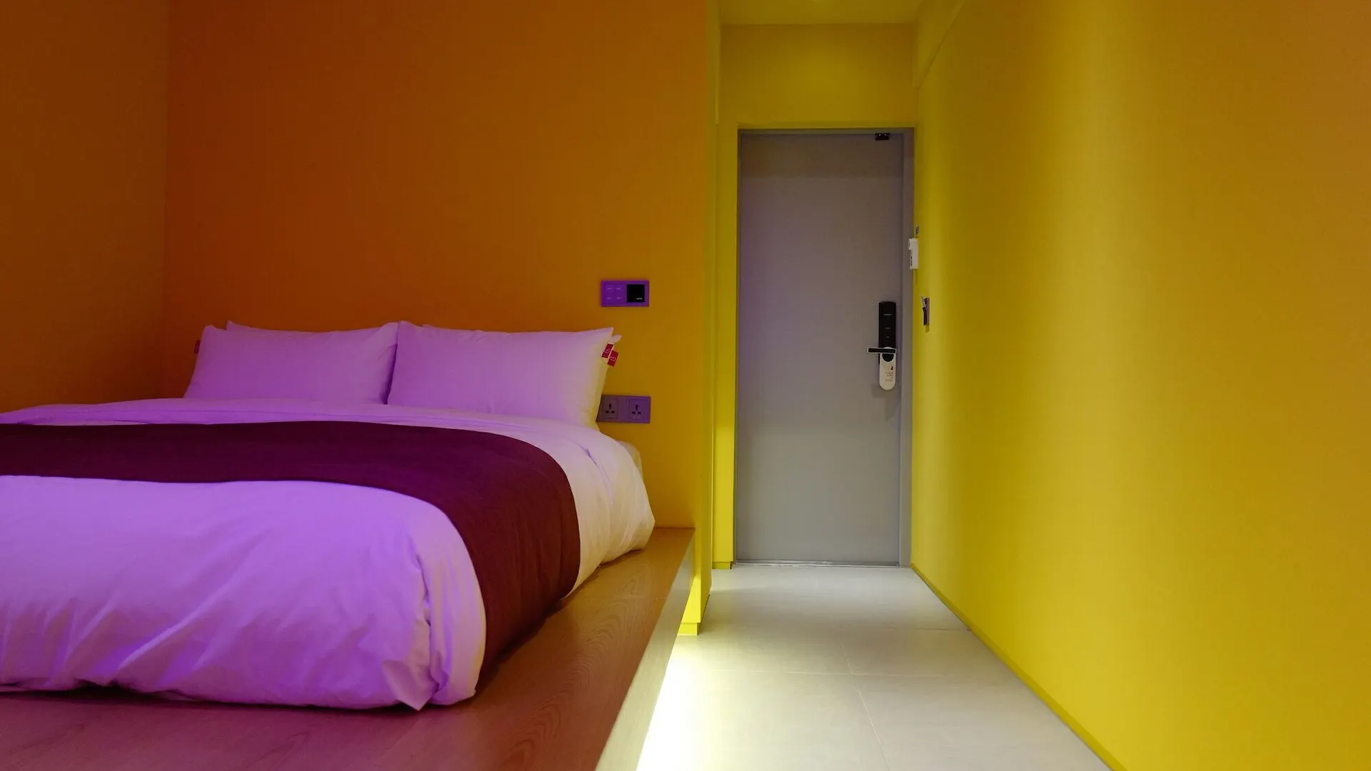 Bobo Hotel Hongdae Seoul 2*,  South Korea